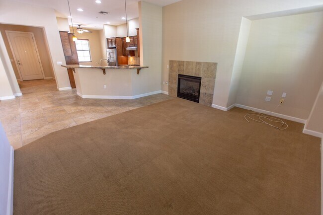 Building Photo - 4700 S Fulton Ranch Blvd