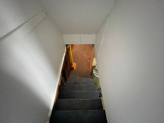 Building Photo - Click the “Apply Now” button or email wapmrentals@gmail.com for a prompt response.