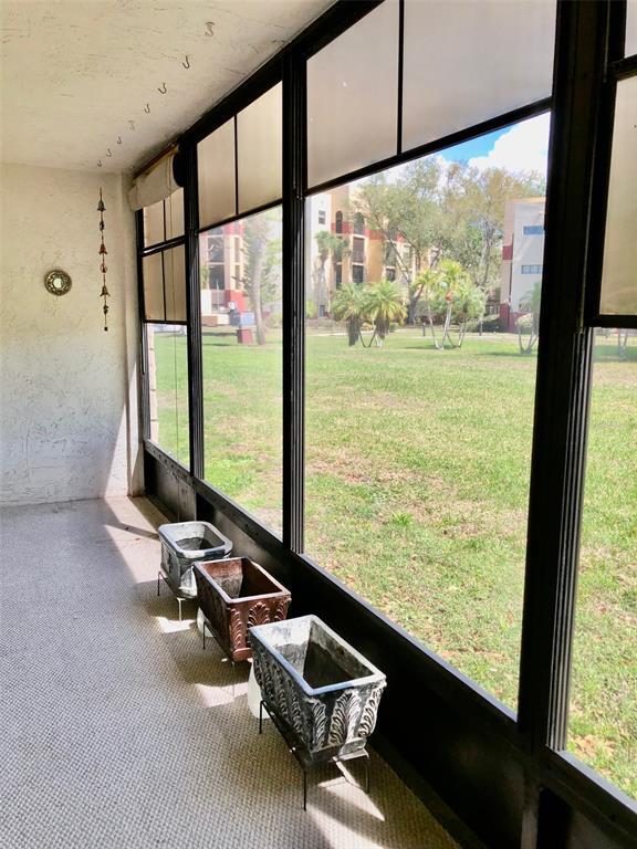 Building Photo - 102 Capri Isles Blvd