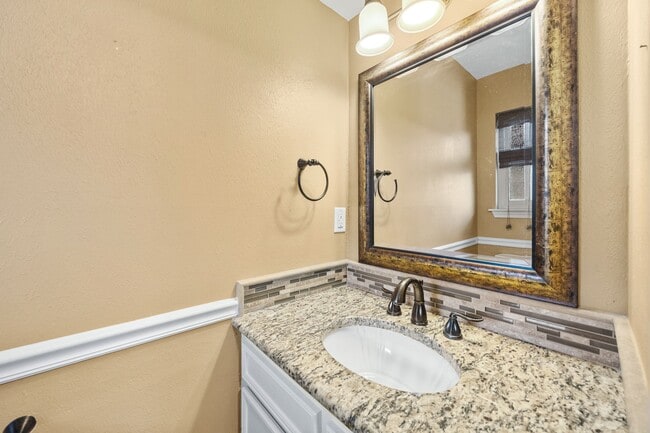 Building Photo - 16209 Congo Ln