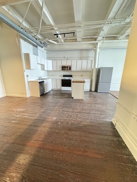 Building Photo - 101 Crawford St