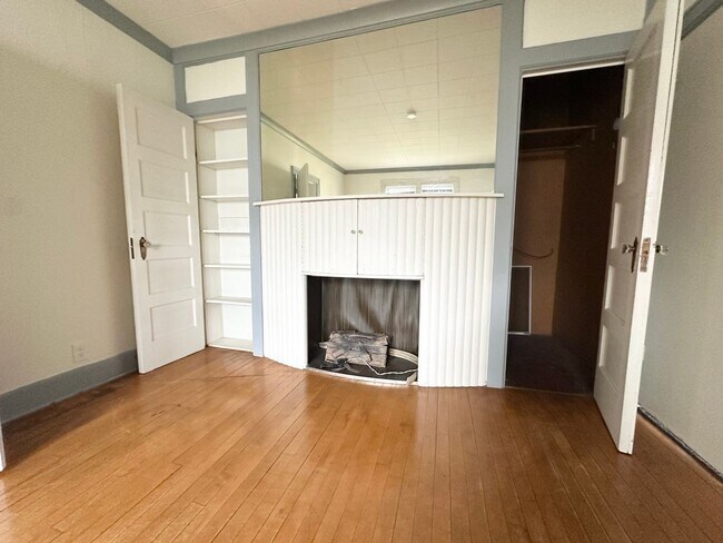 Building Photo - 1514 24th St