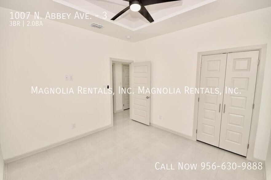 Building Photo - 1007 N Abbey Ave