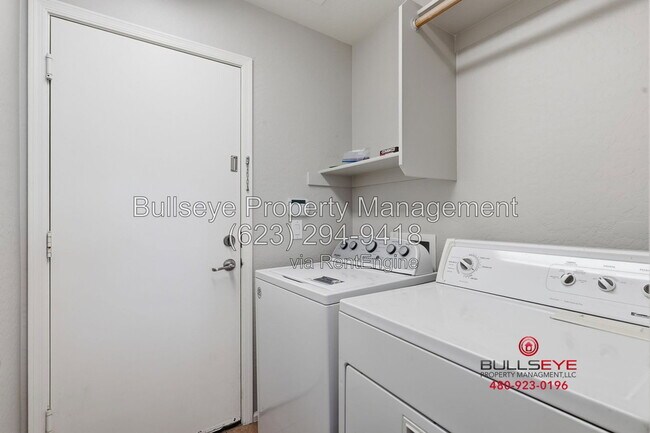 Building Photo - 4224 E Bruce Ct