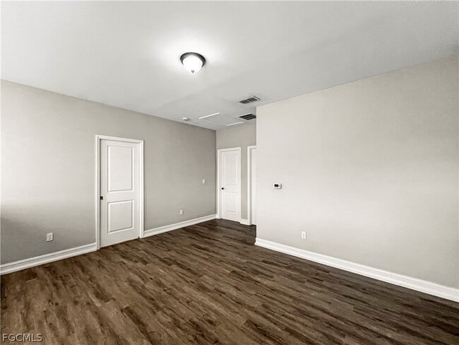 Building Photo - 9452 Montebello Way