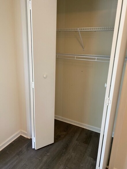 Building Photo - 1512 Kempsey Cir