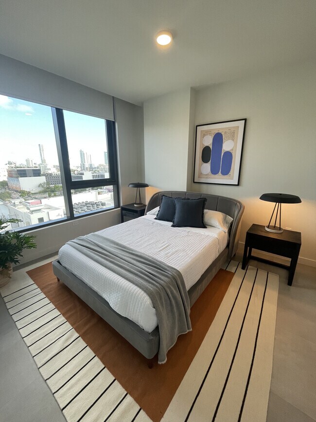 Building Photo - 3242 NW 3rd Ave