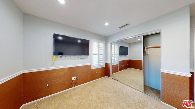 Building Photo - 19320 Carranza Ln