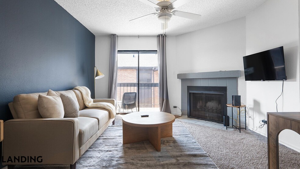 Building Photo - 1071 Clayton Ln