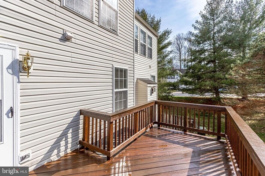 Building Photo - 15656 Three Otters Pl