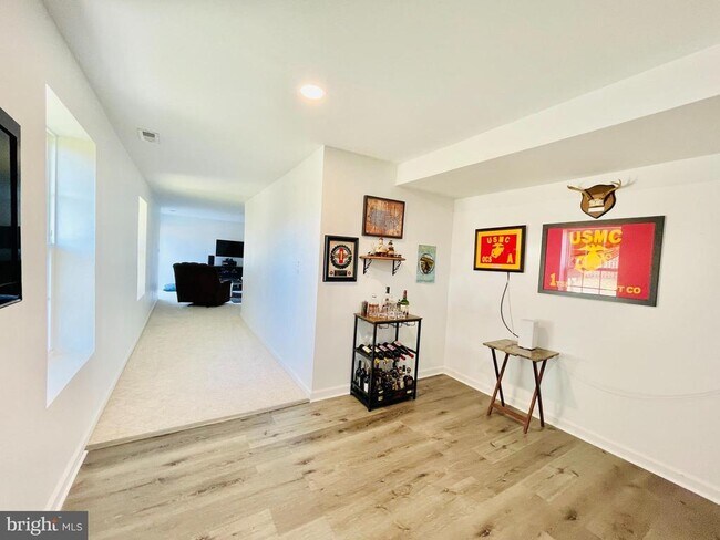 Building Photo - 73 Wellspring Dr