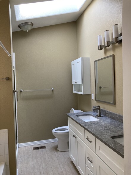 Building Photo - 1727 High Plains Ct