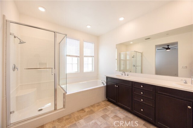 Building Photo - 24153 Paseo del Rancho Dr