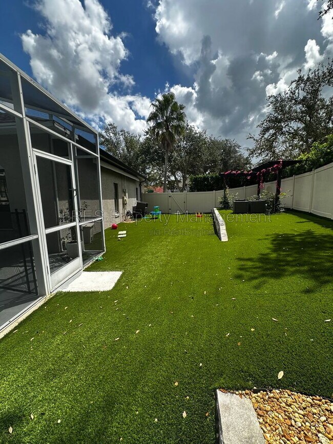 Building Photo - 1800 Bardmoor Hill Cir