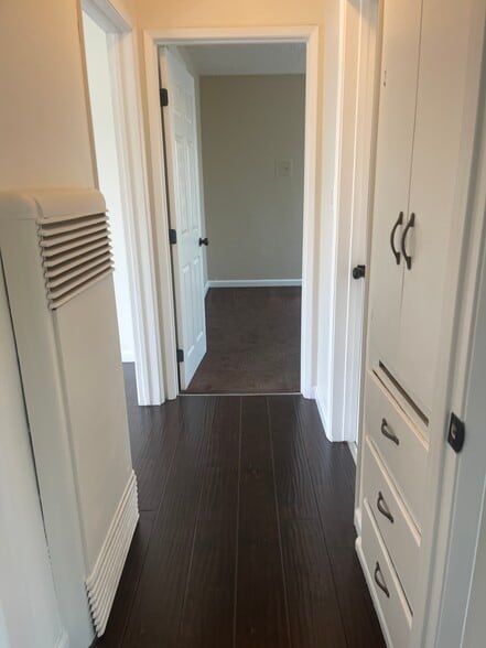 Hallway - 8991 Burke Ave