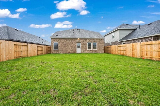 Building Photo - 20043 Venetian Waters Dr