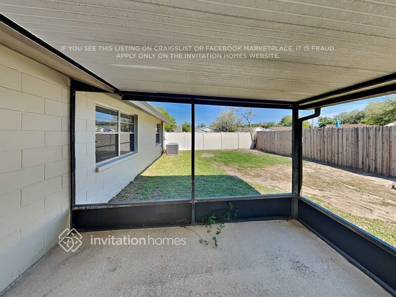 Building Photo - 7002 Almendariz Way