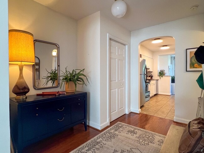 Building Photo - 6718 3rd St NW