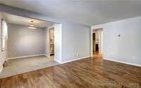 Building Photo - 49 Carriage Path S
