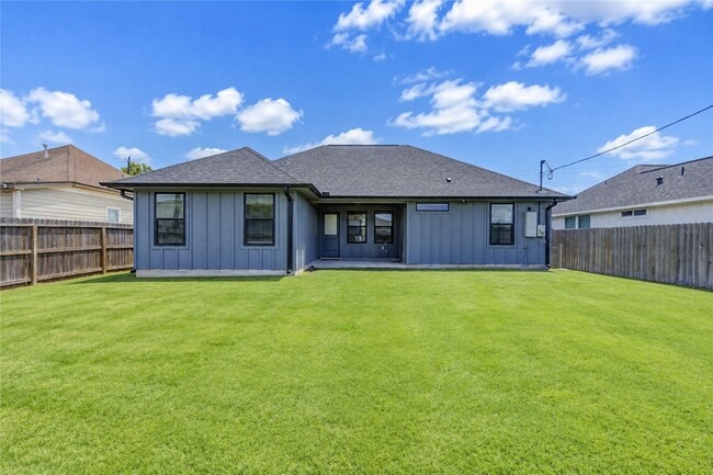 Building Photo - 7610 Avenue G