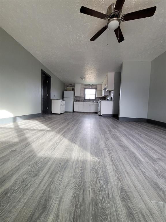 Building Photo - 7617 Delavan Dr
