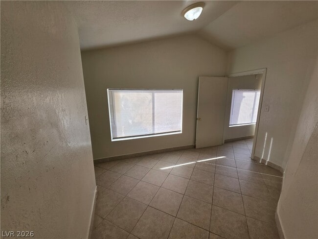 Building Photo - 1427 San Felipe Dr