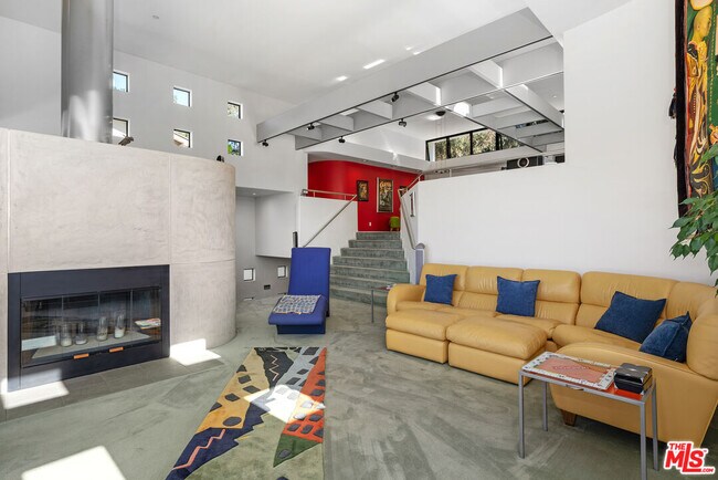 Building Photo - 477 Upper Mesa Rd