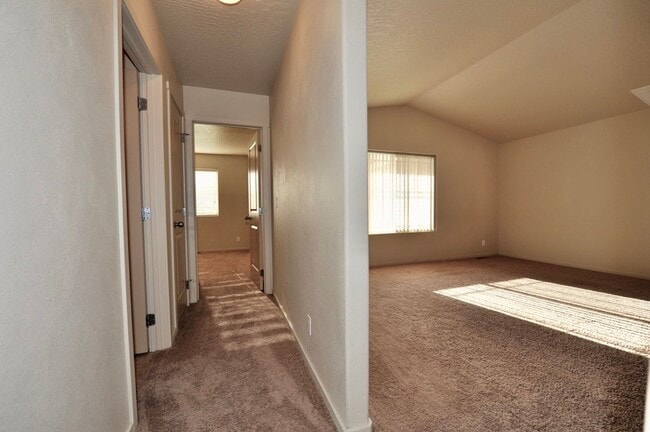Building Photo - 1288 N Pyroclast St