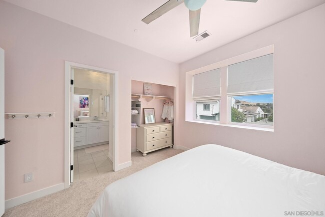 Building Photo - 8850 Weston Rd