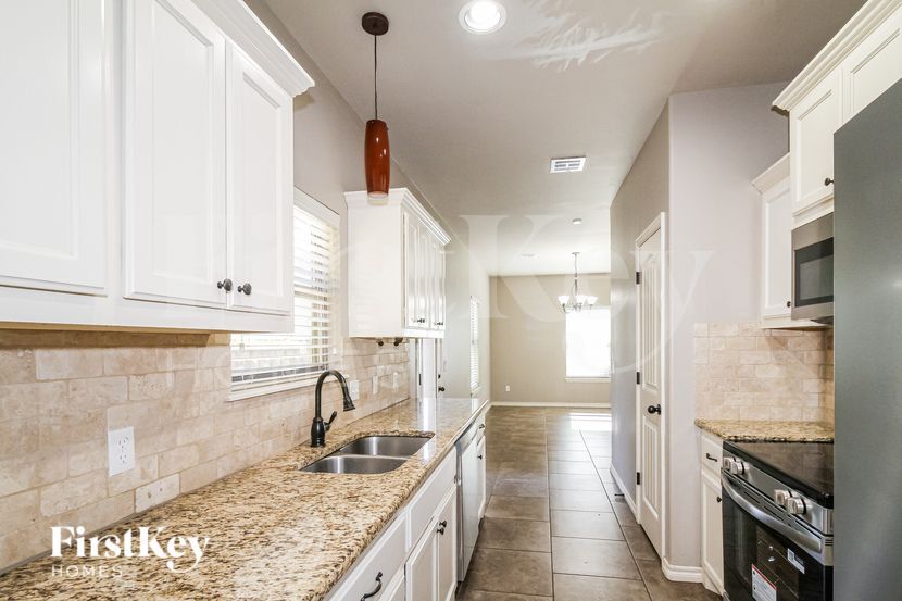 Building Photo - 12016 Garden Ct