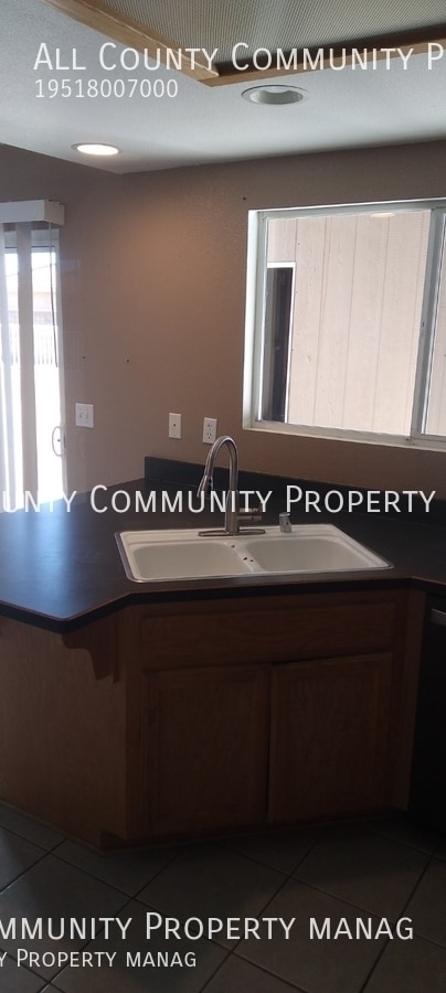 Building Photo - 8613 Bolero Dr