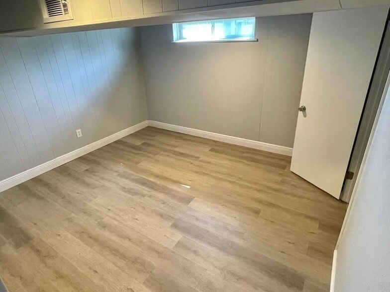 Building Photo - 5307 Crestside Ln