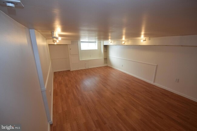 Building Photo - 3606 Hudson St