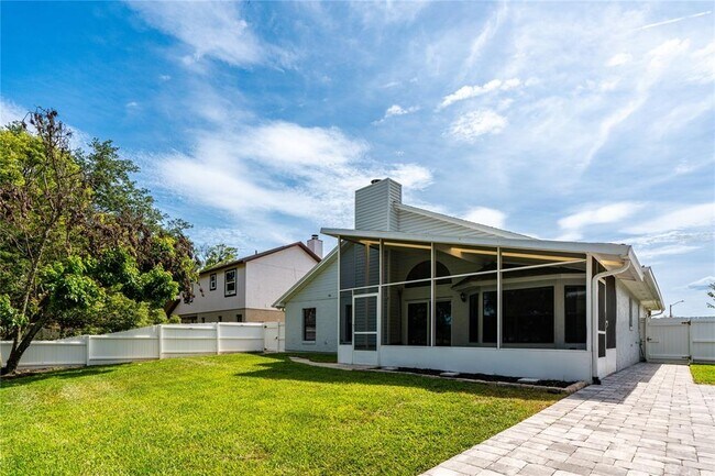 Building Photo - 1463 E Brookshire Ct