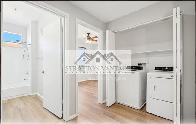 Building Photo - 6745 N 93RD Ave