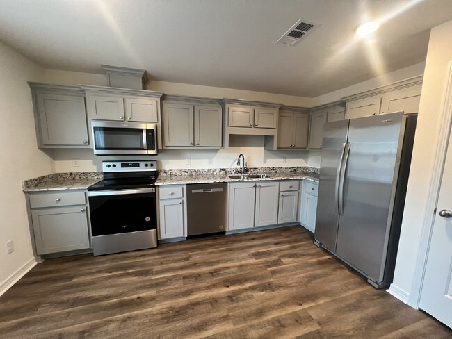 Building Photo - 6821 Whitney Polk Ct