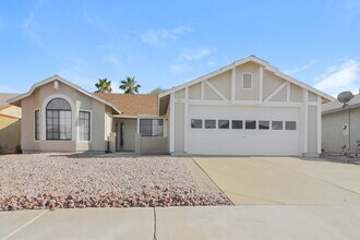 Building Photo - 717 Skipjack Dr