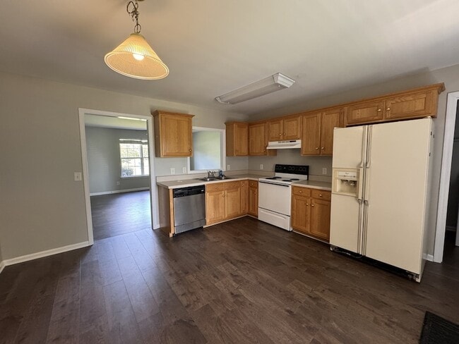 Building Photo - 14261/2 Alhambra Drive Unit