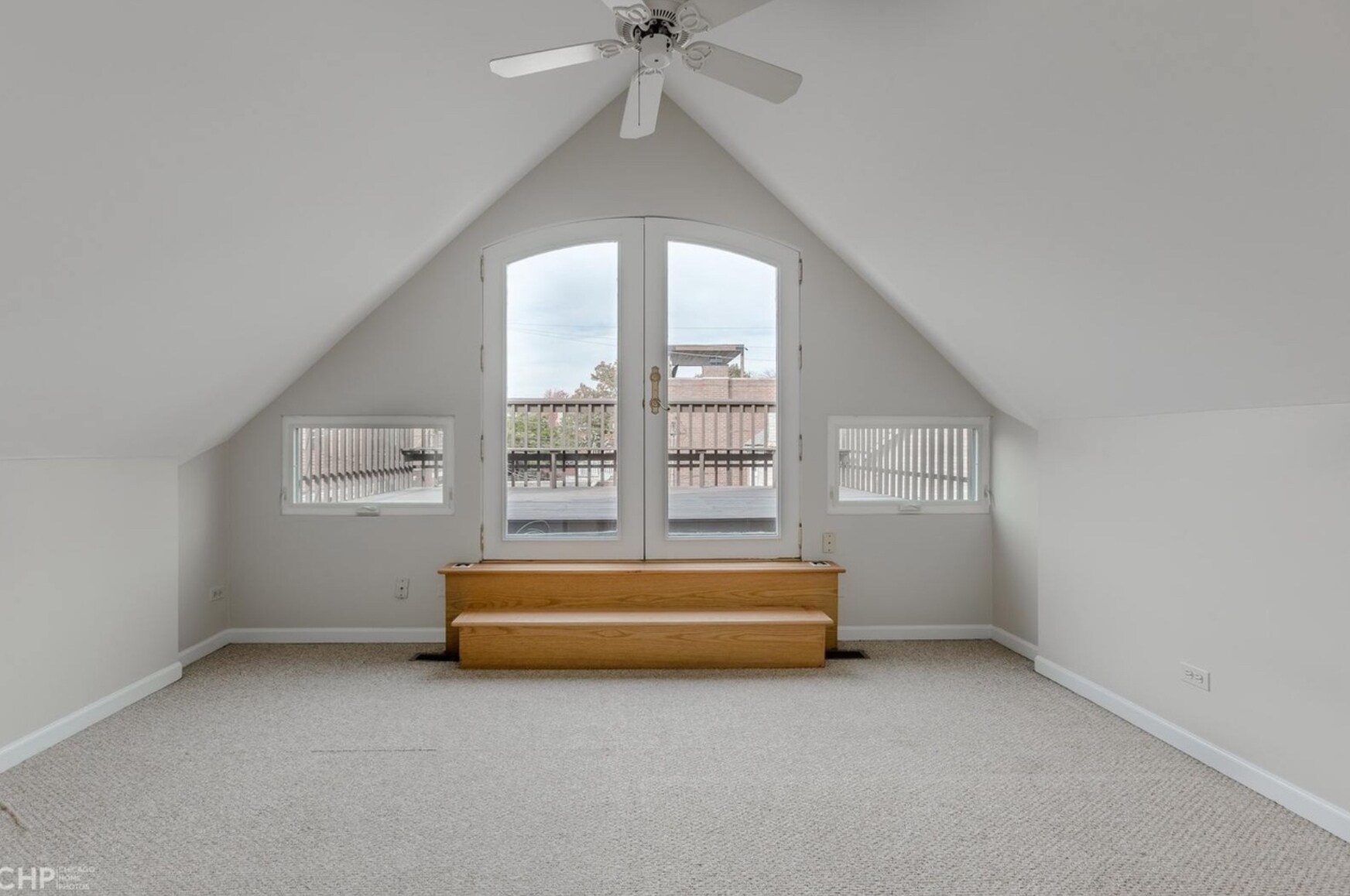 Building Photo - 1508 W Diversey Pky