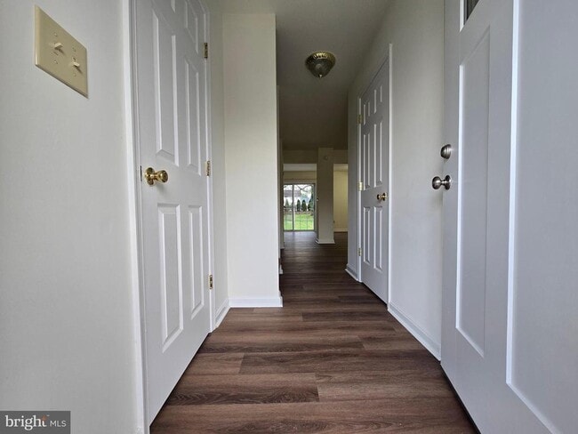 Building Photo - 116 Lowber St