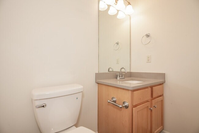 Building Photo - 9517 Bird Watch Ln