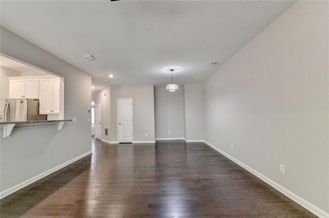 Building Photo - 7245 Heritage Oak Ct