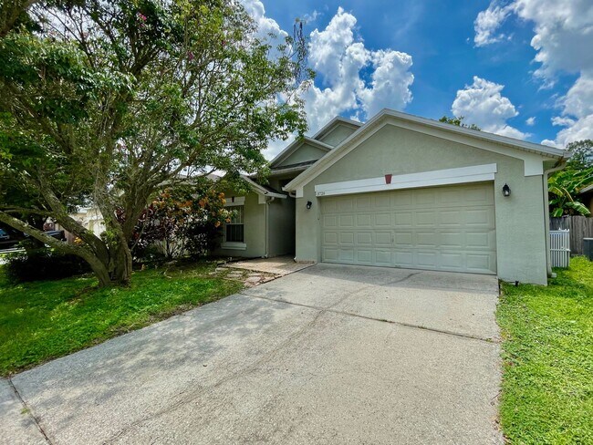 Building Photo - Modern 4-Bed, 2-Bath Solar-Powered Home Ne...