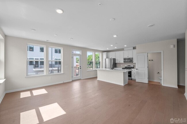 Building Photo - 204 Lyla Ln