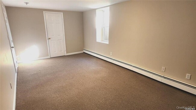 Building Photo - 149 N Country Rd