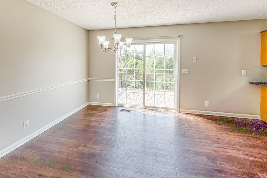 Building Photo - 7835 Rainey Dr