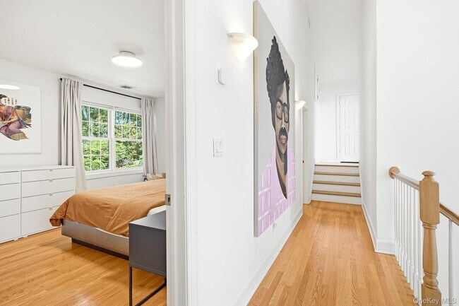 Building Photo - 60 Hillside Ln