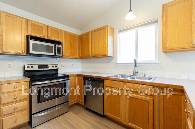 Building Photo - 17475 Margil Rd