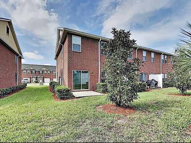 Building Photo - 1589 Landau Rd