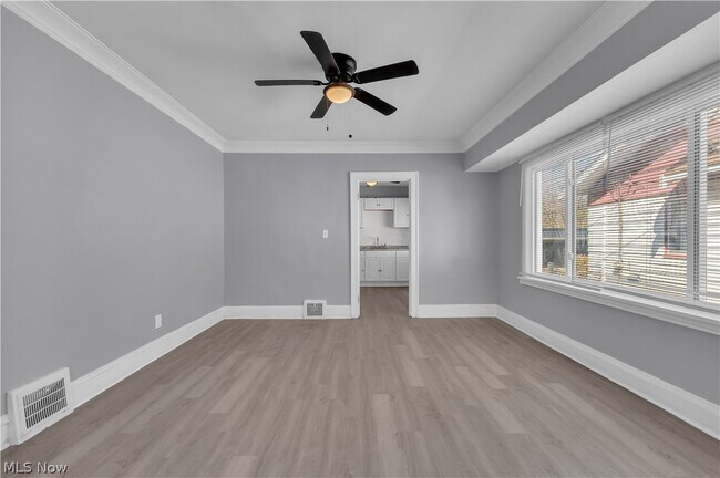 Building Photo - 10613 Sandusky Ave